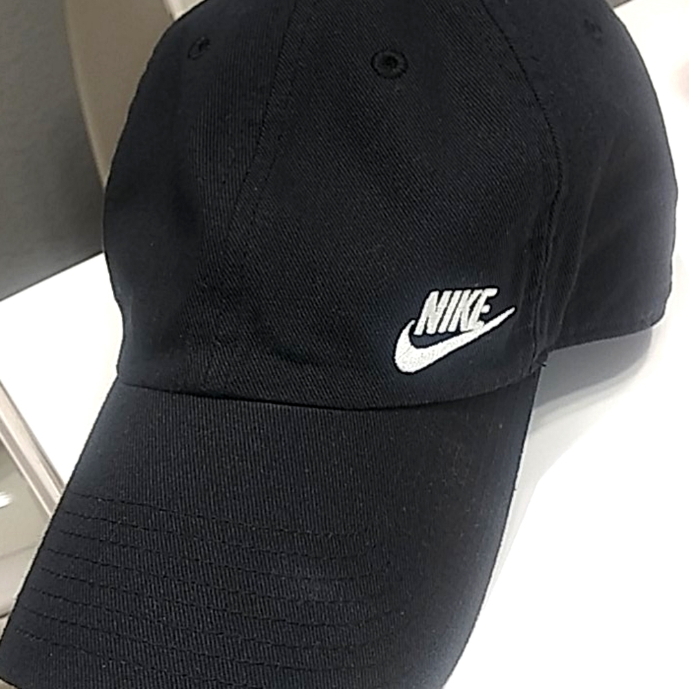 COPY - Nike hat